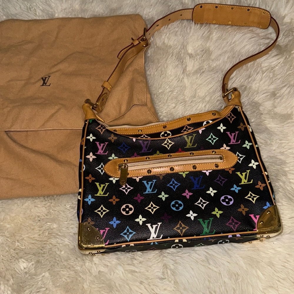 murakami lv shoulder bag